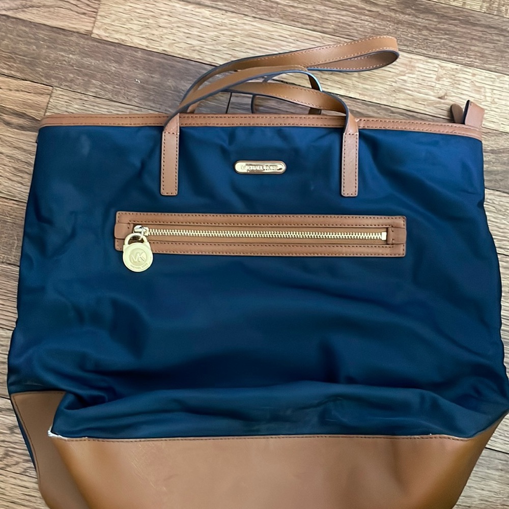 Michael kors tote bag